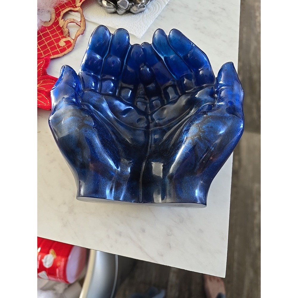 Handmade Resin Deep Blue Cupped Hands Decoration Gift Wrapped Candy Dish